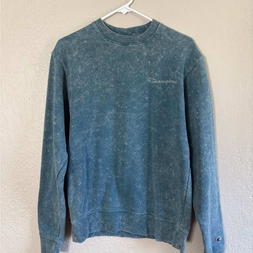 Champion Mineral Wash Crewneck Sweatshirt Blue Small Embroidered Logo Pullover
